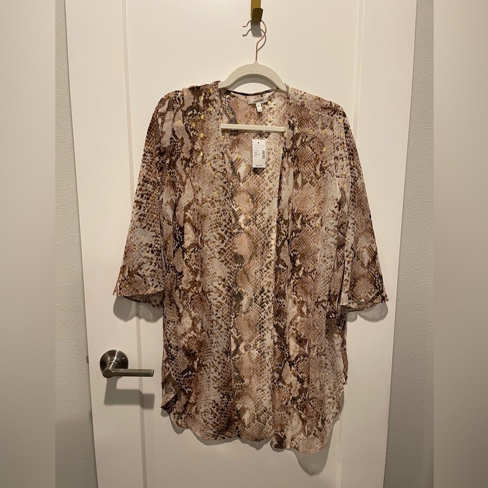 Maurices. NWT. Blousey jacket. Brown gold and cream color.
